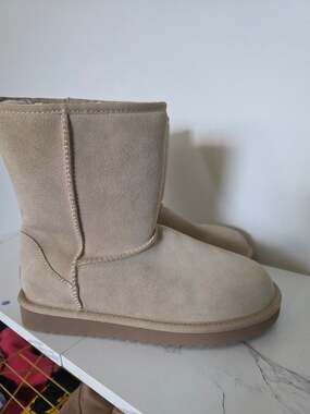 Koolaburra by Ugg Koola Short Size 6 Sand Suede Winter Boots